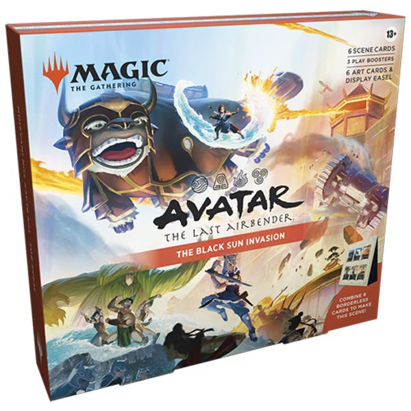 „Avatar MTG Szenenbox The Black Sun Invasion – Verpackung Vorderseite“

„Inhalt der Avatar MTG Szenenbox mit Foilkarten und Play-Boostern“

„Sechs Avatar Szenenkarten randlos Foil – The Black Sun Invasion“

„Illustrationskarten der Avatar MTG Szenenbox – Szenenmotiv komplett“

„Aufsteller der Avatar MTG Szenenbox aufgebaut“