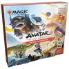 „Avatar MTG Szenenbox The Black Sun Invasion – Verpackung Vorderseite“

„Inhalt der Avatar MTG Szenenbox mit Foilkarten und Play-Boostern“

„Sechs Avatar Szenenkarten randlos Foil – The Black Sun Invasion“

„Illustrationskarten der Avatar MTG Szenenbox – Szenenmotiv komplett“

„Aufsteller der Avatar MTG Szenenbox aufgebaut“