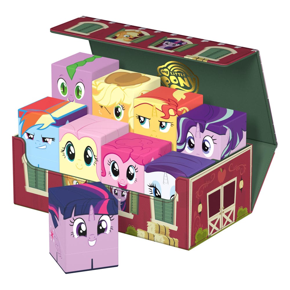 Squaroes Collectors Case „Barn“ – My Little Pony Friendship is Magic Edition. Robuste Kartenbox mit Xenoskin-Material & ZnapClaw-Verschluss.